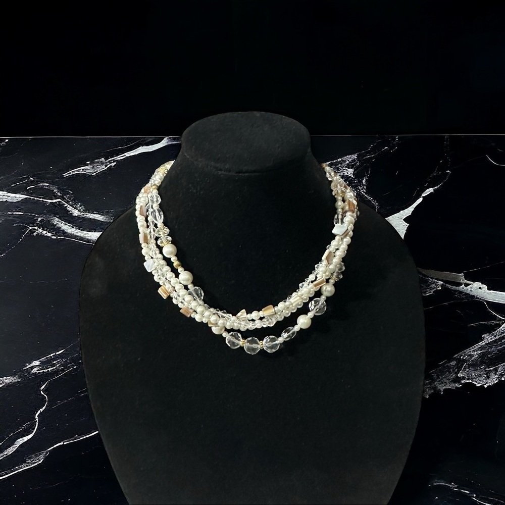 PD Premier Designs White 5 Strand Clear Glass Faux Pearl MOP Bib Necklace 17-21”